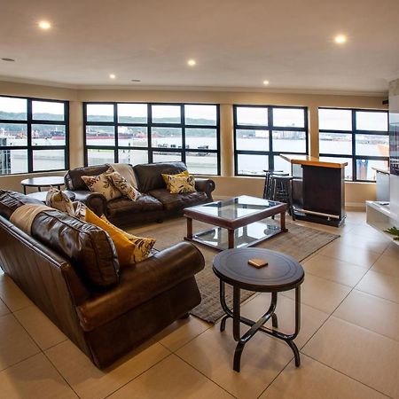 Stay At The Point - Peaceful Plentiful Penthouse Durban Exteriör bild