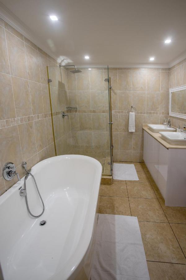 Stay At The Point - Peaceful Plentiful Penthouse Durban Exteriör bild