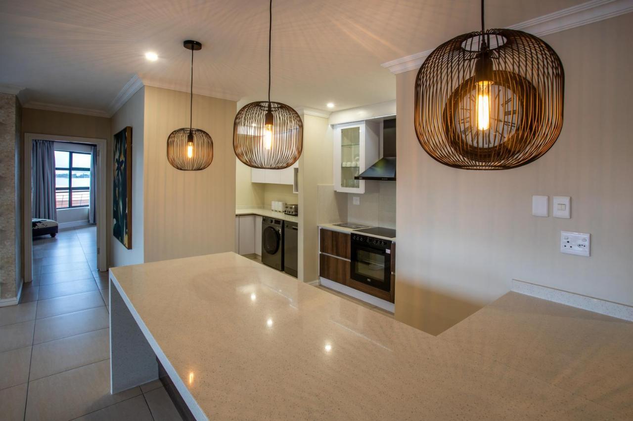 Stay At The Point - Peaceful Plentiful Penthouse Durban Exteriör bild